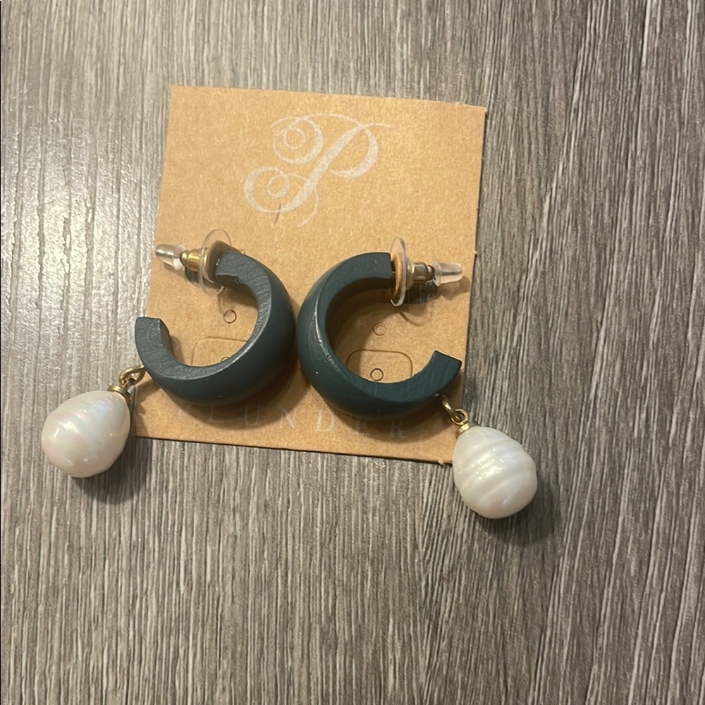 New Plunder Dark Turquoise & Pearl Earrings
